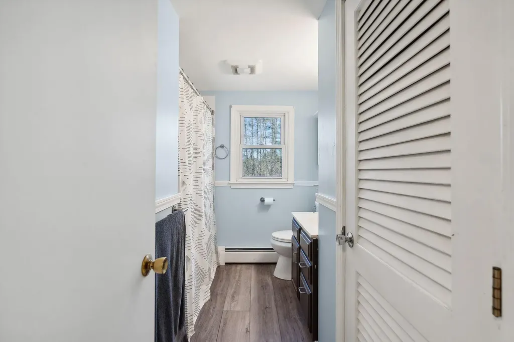 8 Dutton Hill Road Windham ME 04062
