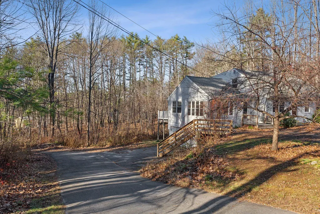 8 Dutton Hill Road Windham ME 04062