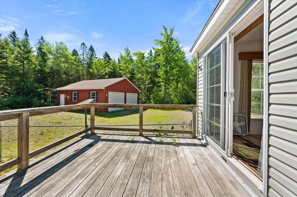 2061 State Highway 193 Beddington ME 04622