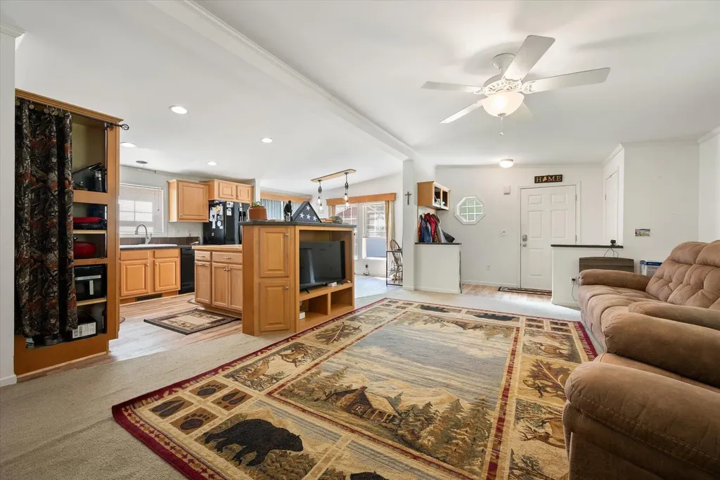 2061 State Highway 193 Beddington ME 04622