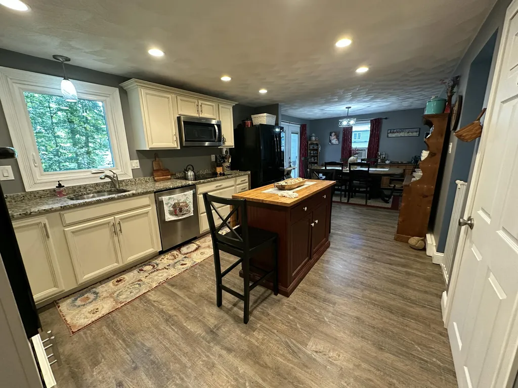 122 Royal Heights Wells ME 04090