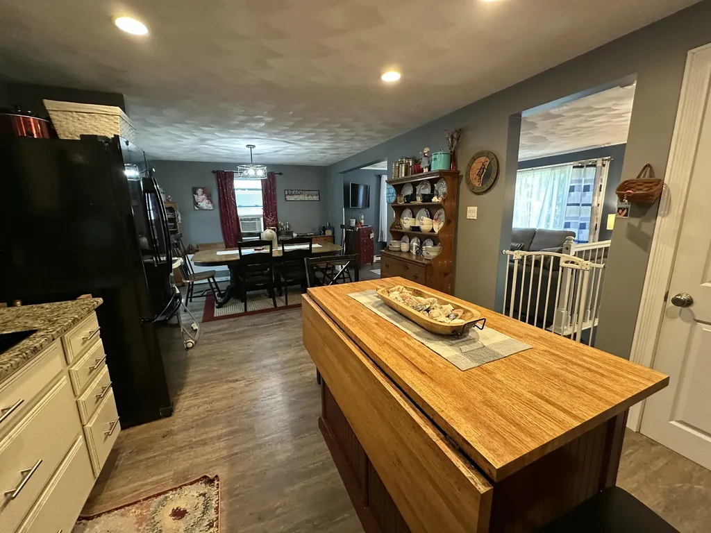 122 Royal Heights Wells ME 04090