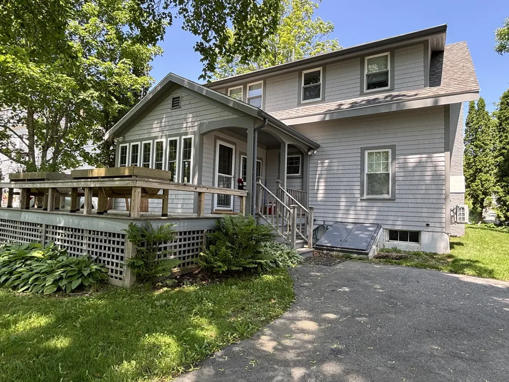 8 Sterling Street Ellsworth ME 04605
