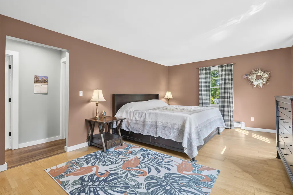 19 Oak Ridge Drive Wiscasset ME 04578