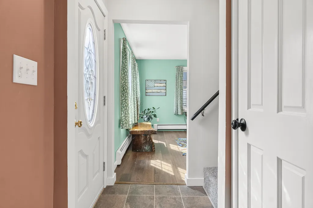 19 Oak Ridge Drive Wiscasset ME 04578