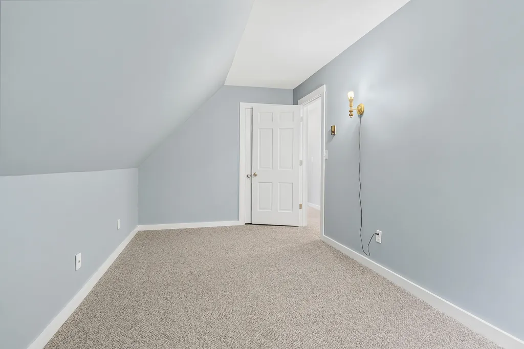 19 Oak Ridge Drive Wiscasset ME 04578