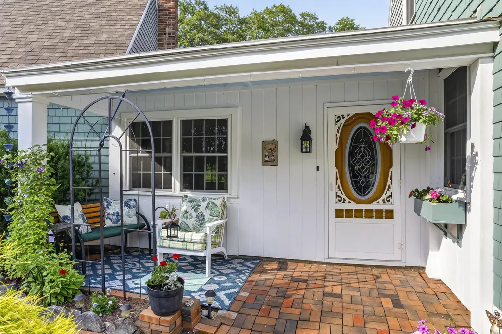 19 Oak Ridge Drive Wiscasset ME 04578