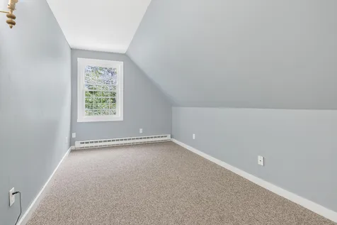 19 Oak Ridge Drive Wiscasset ME 04578