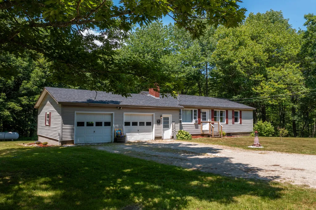 1776 Castine Road Penobscot ME 04476