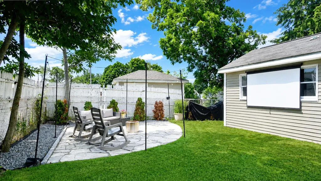 3 Southgate Avenue Biddeford ME 04005