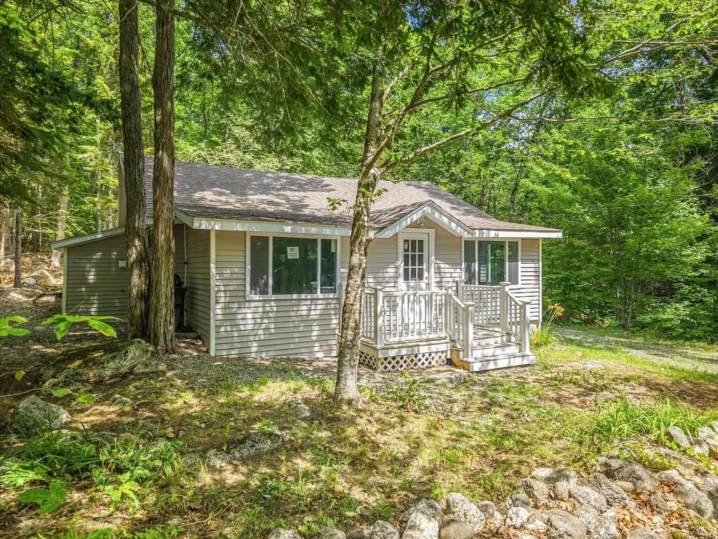 46 Larkspur Road Dedham ME 04429
