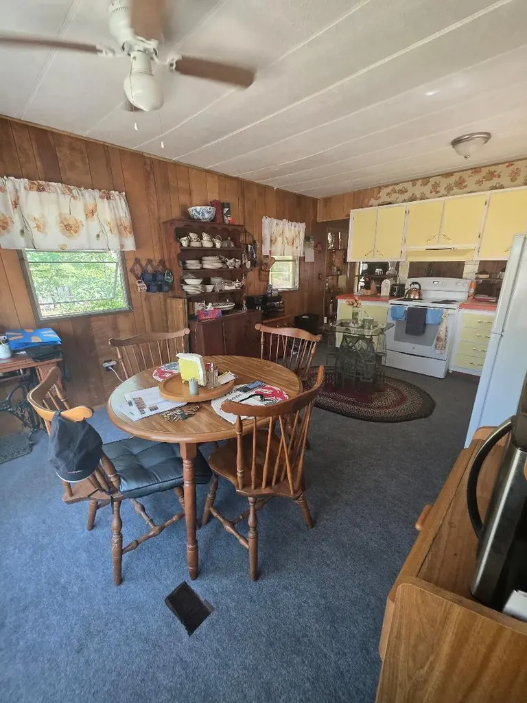 8 Apache Lane Lebanon ME 04027