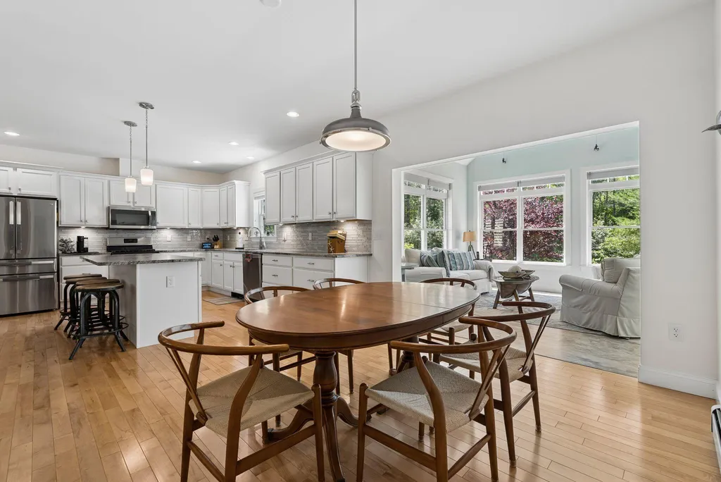 113 Sea Road Kennebunk ME 04043