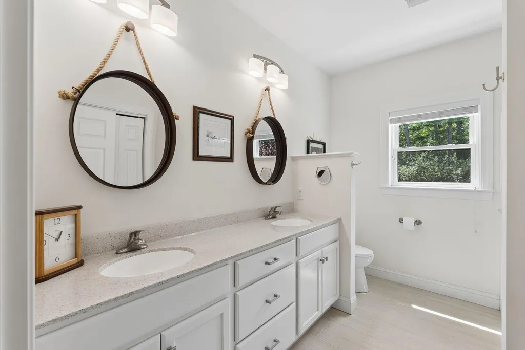 113 Sea Road Kennebunk ME 04043