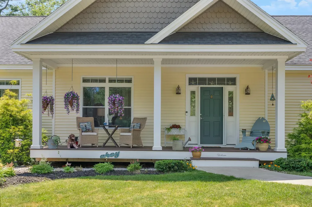 113 Sea Road Kennebunk ME 04043