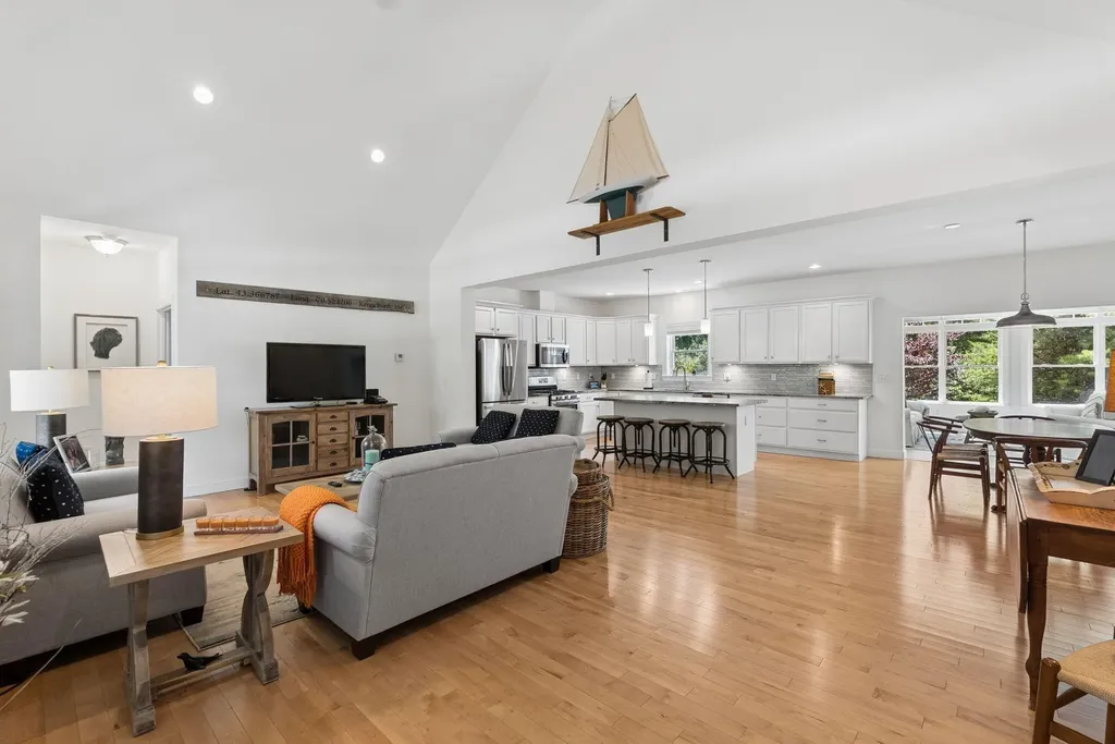 113 Sea Road Kennebunk ME 04043