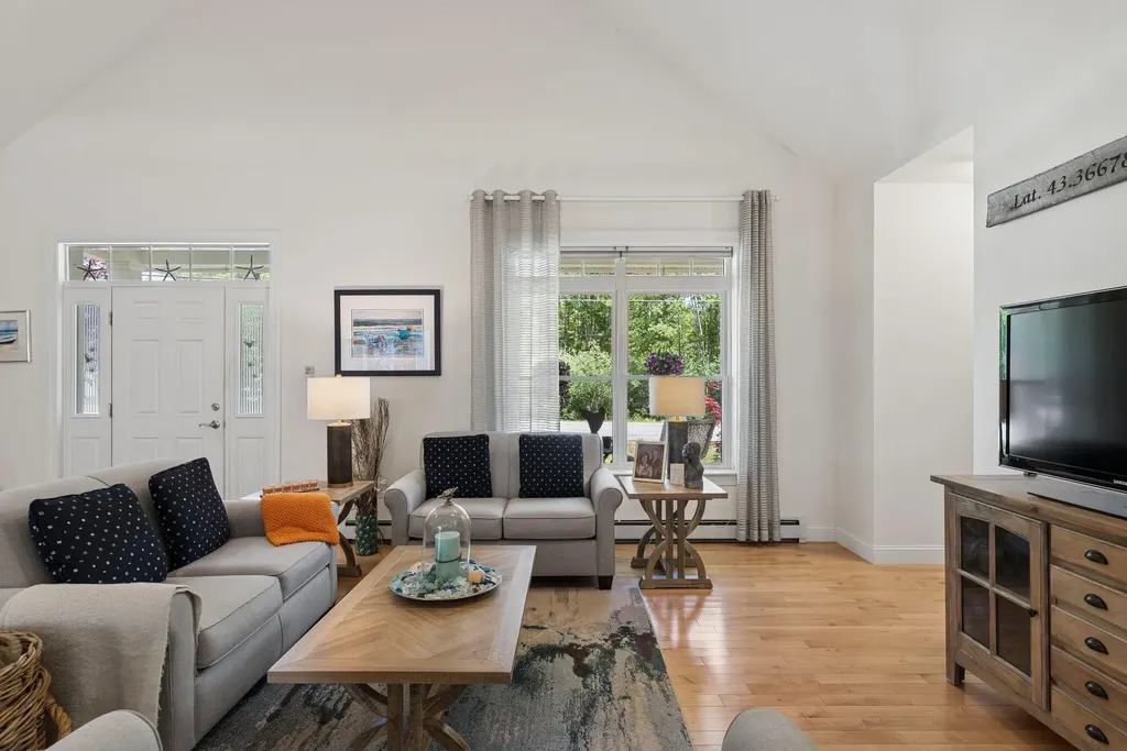 113 Sea Road Kennebunk ME 04043