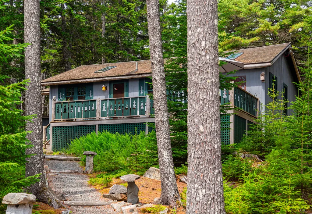 41 Fernald Point Road Southwest Harbor ME 04679