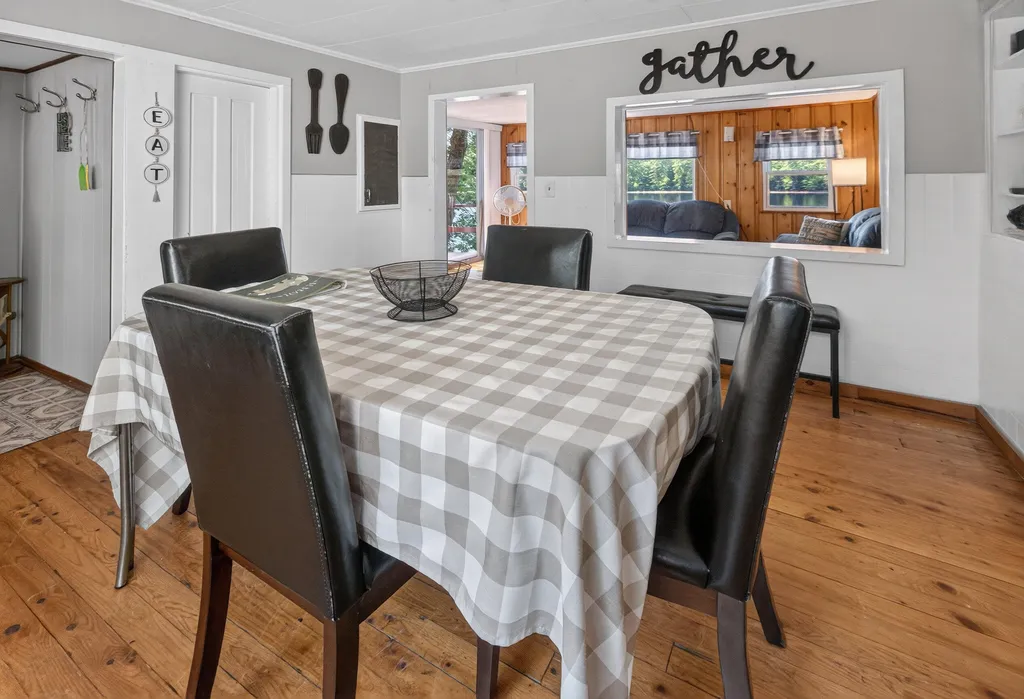 136 Hogan Pond Lane Oxford ME 04270
