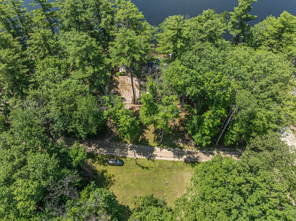 136 Hogan Pond Lane Oxford ME 04270