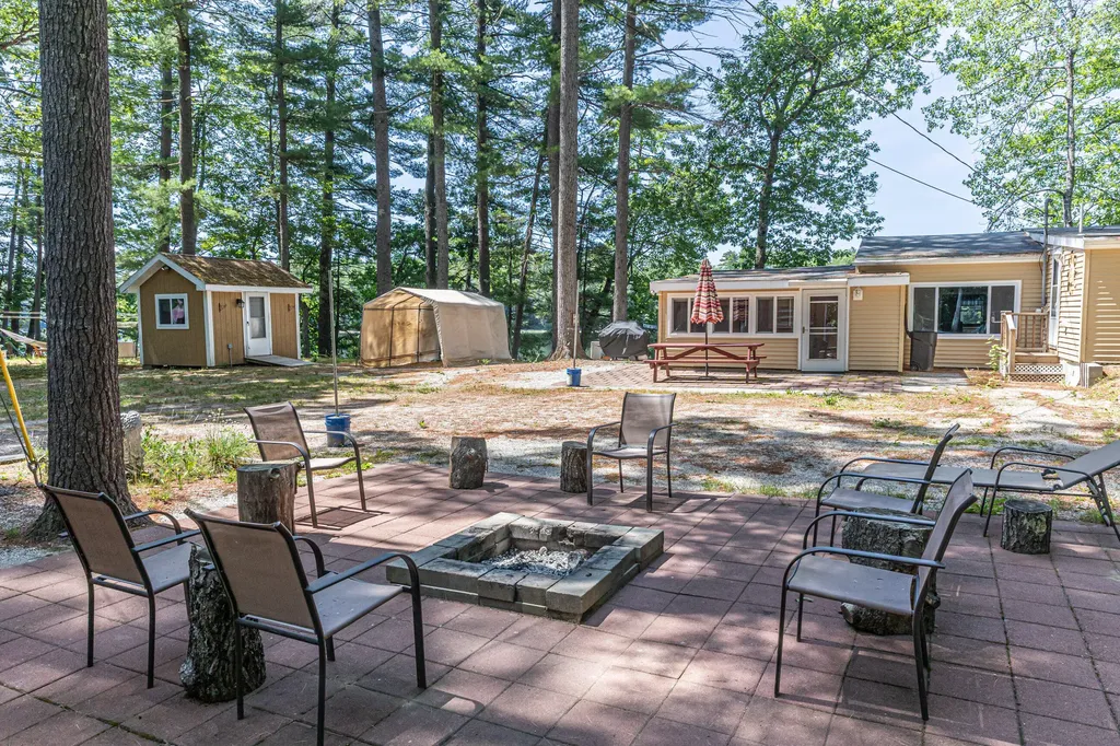 136 Hogan Pond Lane Oxford ME 04270