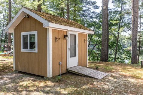 136 Hogan Pond Lane Oxford ME 04270