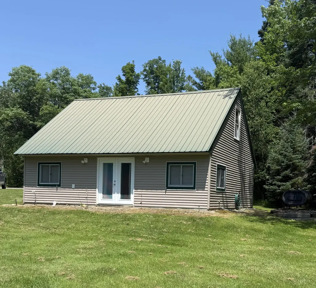 161 Bond Road Corinna ME 04928