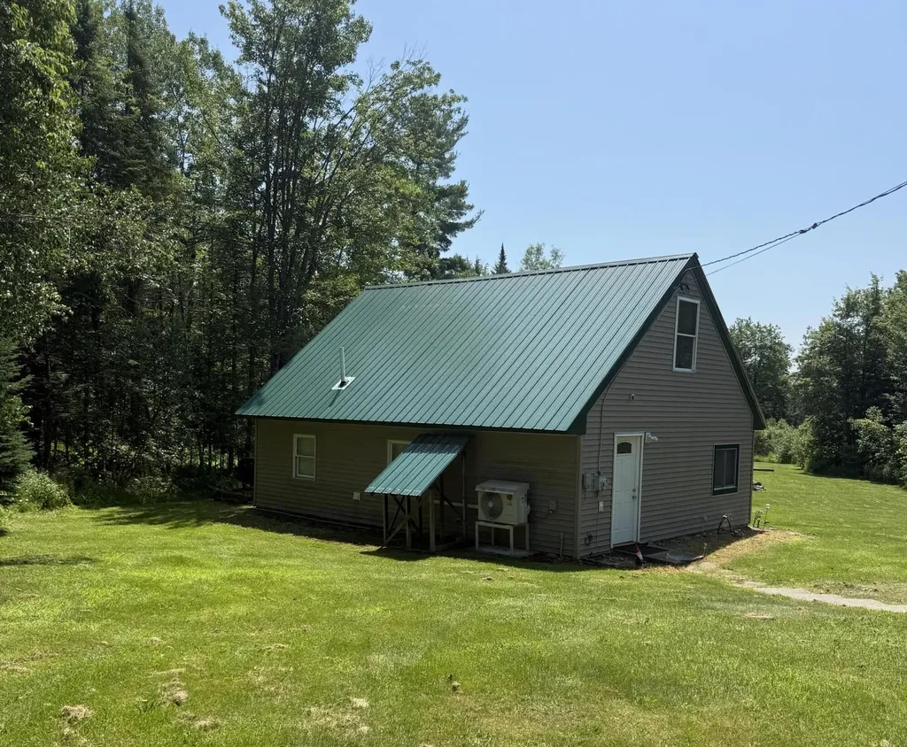 161 Bond Road Corinna ME 04928