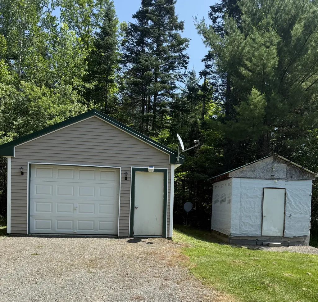 161 Bond Road Corinna ME 04928