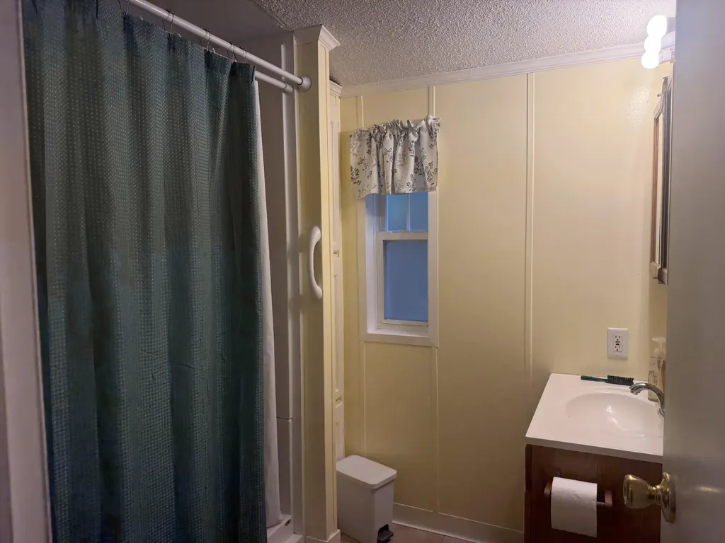 11 Aloha Drive Greenbush ME 04418