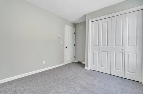 9 Oakland Street Saco ME 04072
