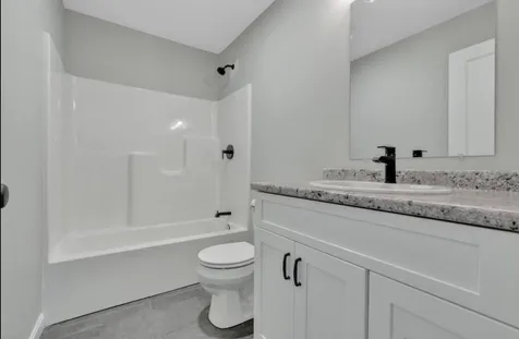 9 Oakland Street Saco ME 04072