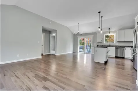 9 Oakland Street Saco ME 04072
