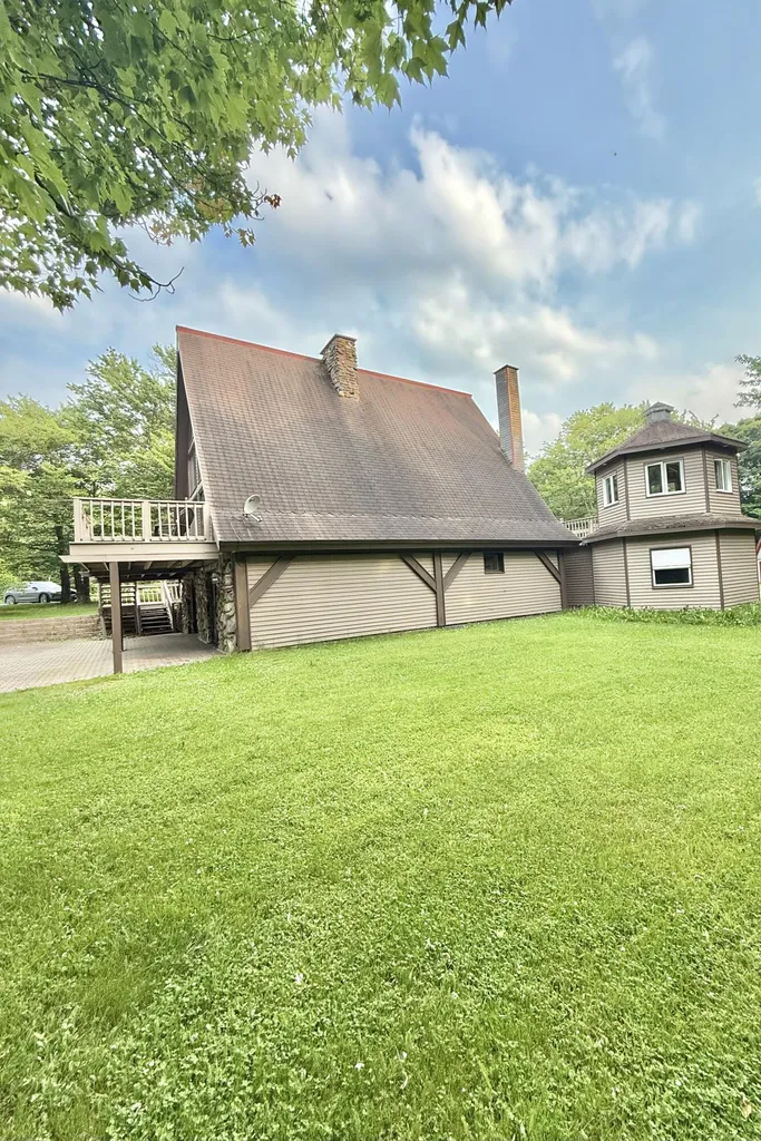 415 11th Avenue Madawaska ME 04756