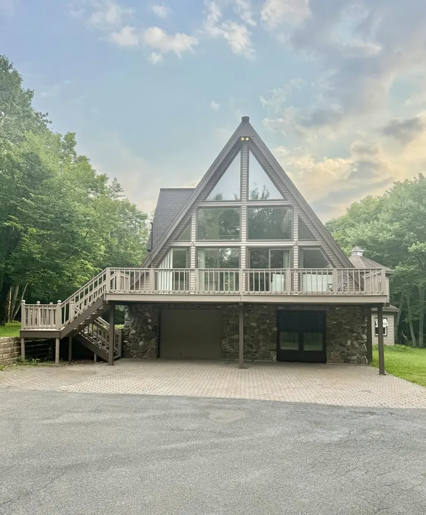 415 11th Avenue Madawaska ME 04756