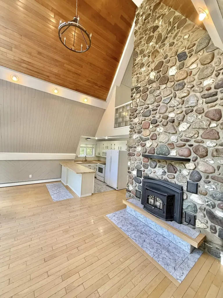 415 11th Avenue Madawaska ME 04756