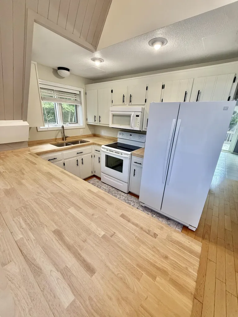 415 11th Avenue Madawaska ME 04756