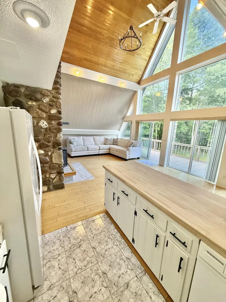 415 11th Avenue Madawaska ME 04756