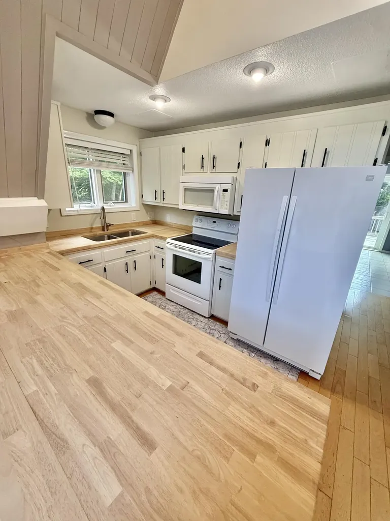 415 11th Avenue Madawaska ME 04756