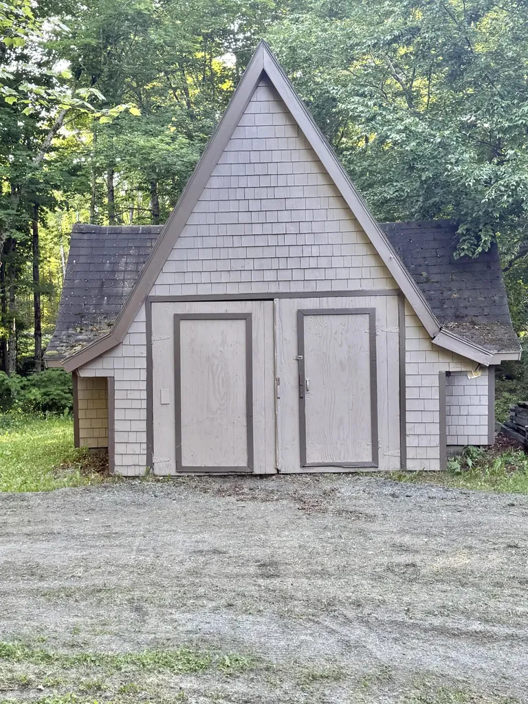 415 11th Avenue Madawaska ME 04756