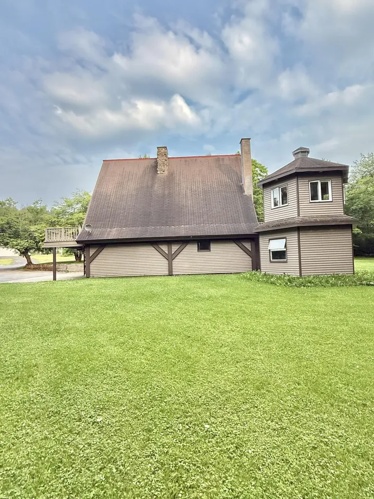 415 11th Avenue Madawaska ME 04756
