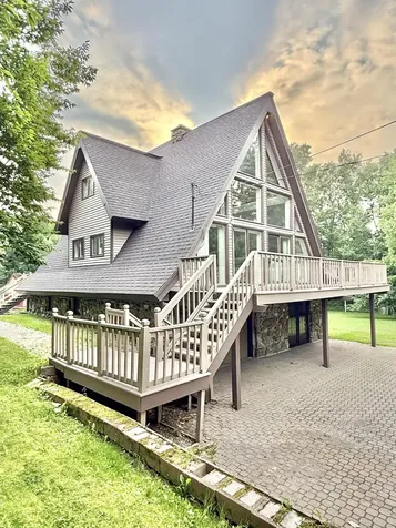 415 11th Avenue Madawaska ME 04756