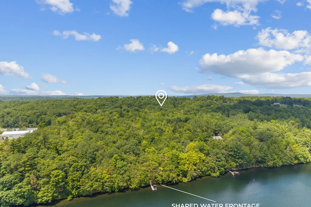 43 Hoyt Drive Monmouth ME 04259