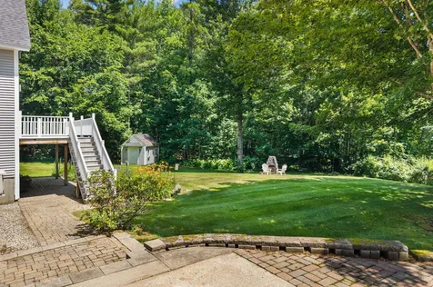 43 Hoyt Drive Monmouth ME 04259