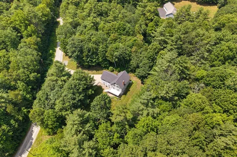 43 Hoyt Drive Monmouth ME 04259