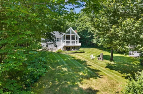 43 Hoyt Drive Monmouth ME 04259