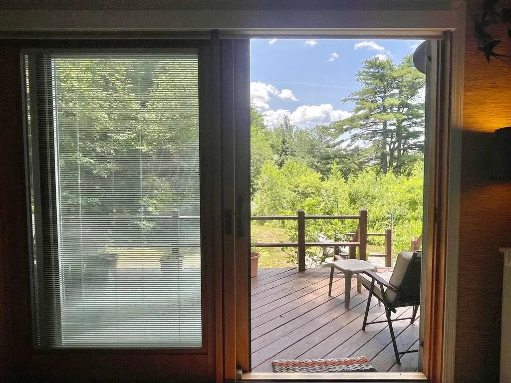 27 Meadow Lark Lane Lincolnville ME 04849