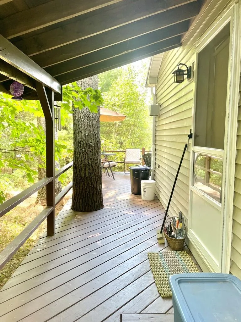 27 Meadow Lark Lane Lincolnville ME 04849