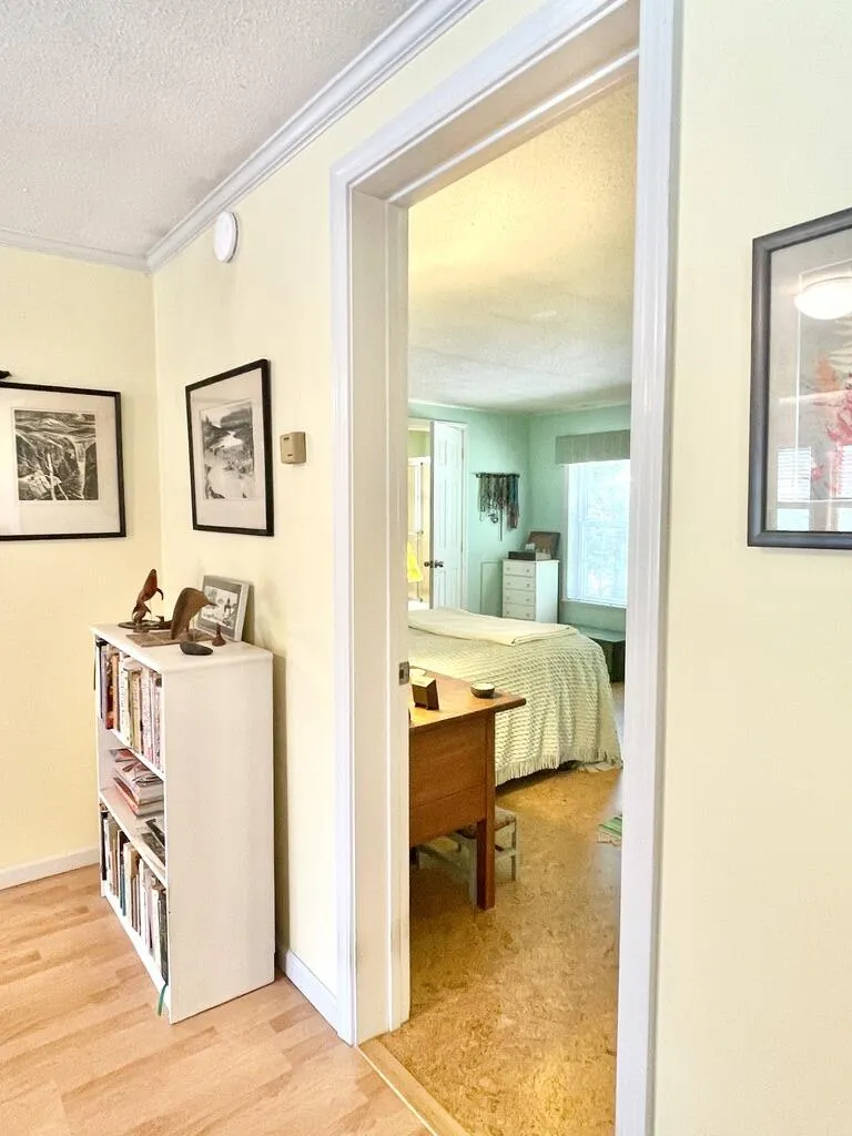 27 Meadow Lark Lane Lincolnville ME 04849