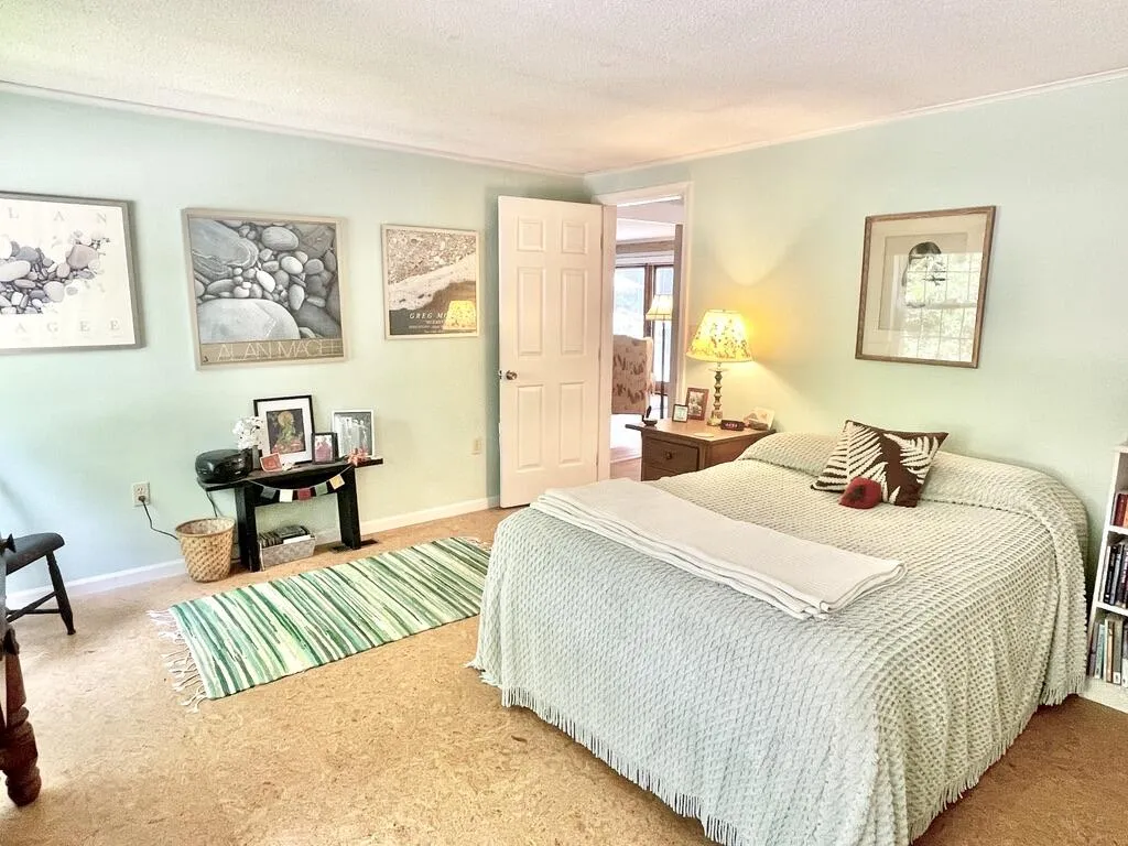 27 Meadow Lark Lane Lincolnville ME 04849